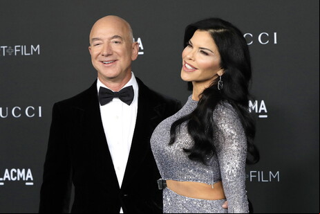 Jeff Bezos e sua noiva, Laura Sánchez